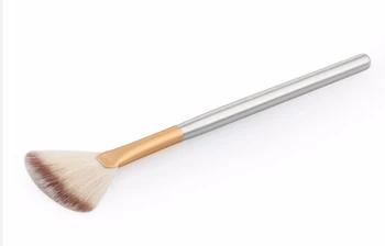 Single Makeup Brush Tricolor Persian Hair Fan Brush
Single Makeup Brush Tricolor Persian Hair Fan Brush
