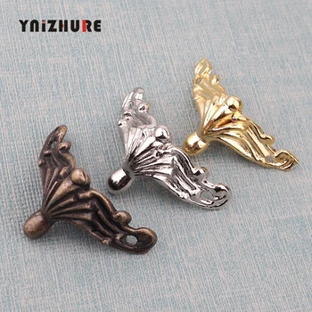 4pcs Vintage 3 Color Jewelry Chest Gift Box Wooden Case Decorative Feet Leg Metal Corner Protector Support Bracket with screws
4pcs Vintage 3 Color Jewelry Chest Gift Box Wooden Case Decorative Feet Leg Metal Corner Protector Support Bracket with screws