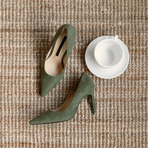 Women Comfort Flock Style Leisure Pumps Ladies Fashion Shallow Shoes Med Heel Pumps Casual Spring Autumn Lady Shoes B0030 
Women Comfort Flock Style Leisure Pumps Ladies Fashion Shallow Shoes Med Heel Pumps Casual Spring Autumn Lady Shoes B0030