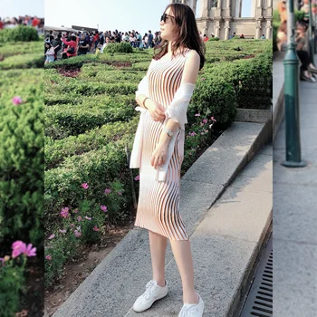 Pleated Round Neck Show Thin Dress New Miyake Loose Large Size Stripe Medium Length Dress European Station
Pleated Round Neck Show Thin Dress New Miyake Loose Large Size Stripe Medium Length Dress European Station