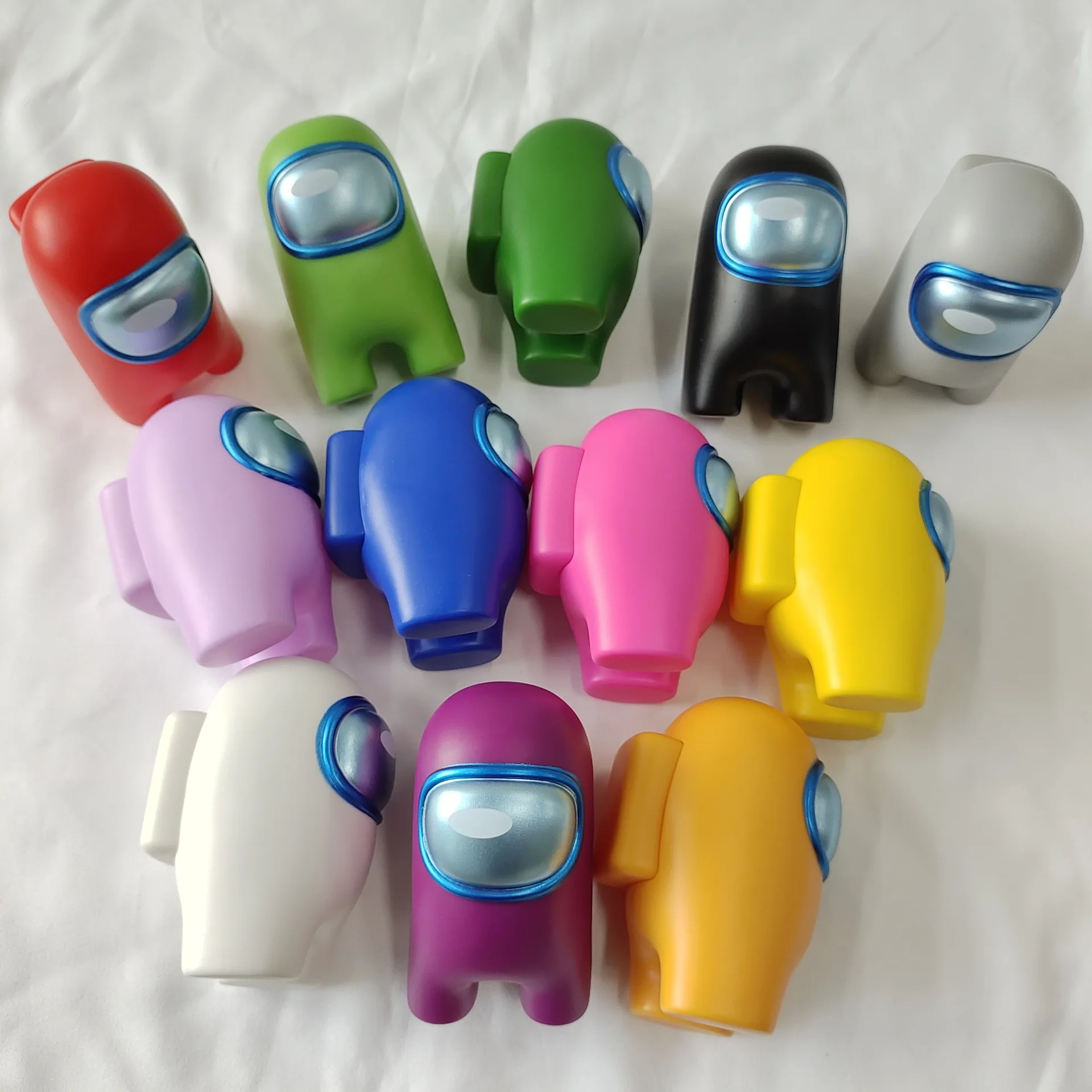 12 styles Hot Cartoon vedio Game Among Us Mode Toys Dolls Action Figures Game Matching Ornaments Figures Kids Christmas Gifts
12 styles Hot Cartoon vedio Game Among Us Mode Toys Dolls Action Figures Game Matching Ornaments Figures Kids Christmas Gifts