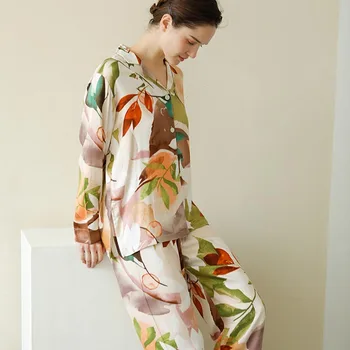 2020 Summer Fashion Home Clothes For Women Casual Satin Cotton Elegant Sleepwear Long Sleeve 2 Pieces Ladies Sexy Pajamas Set
2020 Summer Fashion Home Clothes For Women Casual Satin Cotton Elegant Sleepwear Long Sleeve 2 Pieces Ladies Sexy Pajamas Set