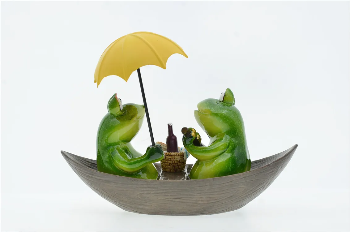 MYBLUE Kawaii Garden Animal Resin Lovers In a Boat Cartoon Frog Figurine Nordic Home Room Decoration Accessories Modern