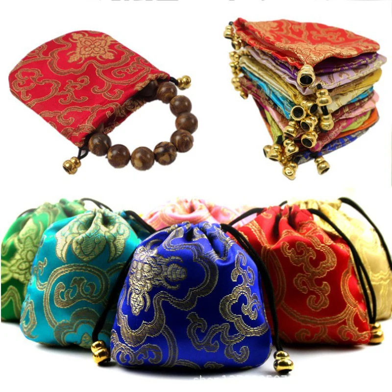 HOT SALE Chinese Style Jewelry Drawstring Bags Women Jewelry Storage Pouch Luck Bag Silk Embroidery Packaging bags cheap
HOT SALE Chinese Style Jewelry Drawstring Bags Women Jewelry Storage Pouch Luck Bag Silk Embroidery Packaging bags cheap