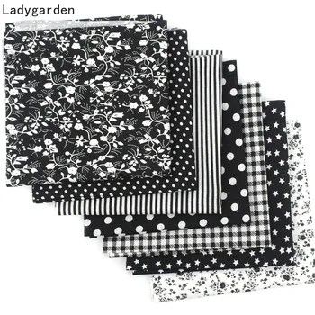 35PCS 25x25cm Black Cotton Fabric Printed Cloth Sewing Quilting Fabrics for Patchwork Needlework DIY Handmade Accessories
35PCS 25x25cm Black Cotton Fabric Printed Cloth Sewing Quilting Fabrics for Patchwork Needlework DIY Handmade Accessories