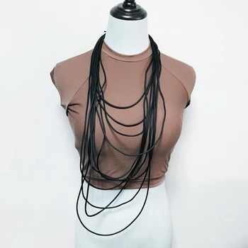 Luxury Multi-layer Round Pendant Necklace Long Rubber Rope Punk Design Naszyjnik Exaggerated Designer Necklaces Trendy Jewelry
Luxury Multi-layer Round Pendant Necklace Long Rubber Rope Punk Design Naszyjnik Exaggerated Designer Necklaces Trendy Jewelry