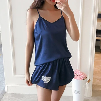 Silk Pajamas for Women Solid Color Womens Pajama Set Summer 2020 Pyjamas Women Satin Sleepwear V-Neck Pijama Mujer 2 Piece Set
Silk Pajamas for Women Solid Color Womens Pajama Set Summer 2020 Pyjamas Women Satin Sleepwear V-Neck Pijama Mujer 2 Piece Set