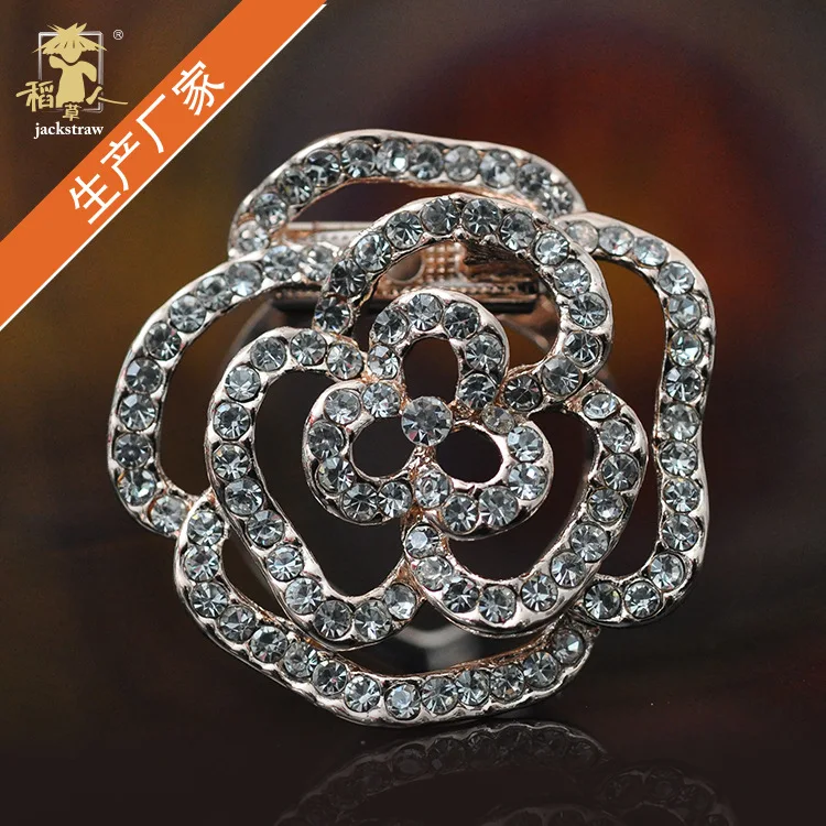 Full of Crystals New Style Rose Scarf Buckle Beautiful And Stylish with Two Scarf Buckle Women's Clothing Versatile Scarf Buckle
Full of Crystals New Style Rose Scarf Buckle Beautiful And Stylish with Two Scarf Buckle Women's Clothing Versatile Scarf Buckle