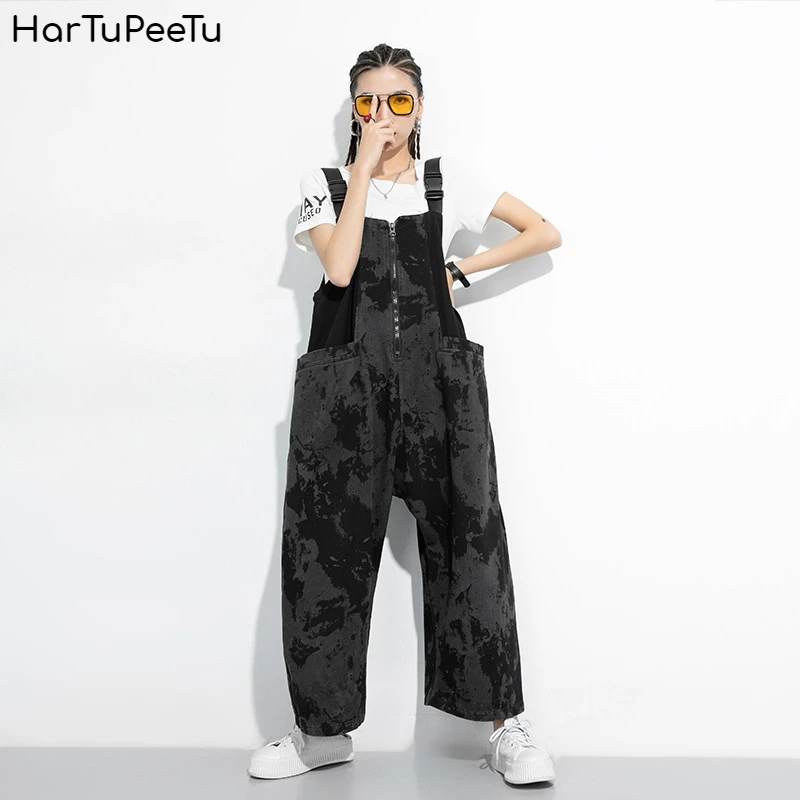 Retro Jumpsuit Women 2020 Summer Plus Size Loose Casual Bib Pants with Pockets and Adjustable Strap Fashion Washed Print Rompers 
Retro Jumpsuit Women 2020 Summer Plus Size Loose Casual Bib Pants with Pockets and Adjustable Strap Fashion Washed Print Rompers