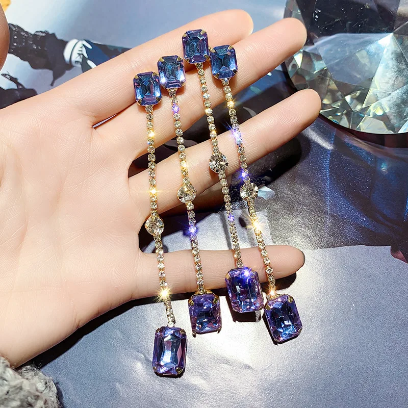 FYUAN Vintage Long Tassel Drop Earrings for Women 2019 Bijoux Square Purple Champagne Crystal Dangle Earrings Party Jewelry Gift
FYUAN Vintage Long Tassel Drop Earrings for Women 2019 Bijoux Square Purple Champagne Crystal Dangle Earrings Party Jewelry Gift