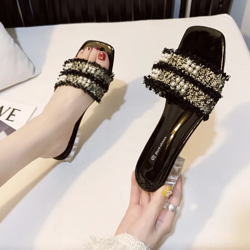 Pearl Decoration Low Heel Slippers Women Clear Heel Slippers Summer Outdoor Fashion Open Toe Transparent Heel Slides Women
Pearl Decoration Low Heel Slippers Women Clear Heel Slippers Summer Outdoor Fashion Open Toe Transparent Heel Slides Women