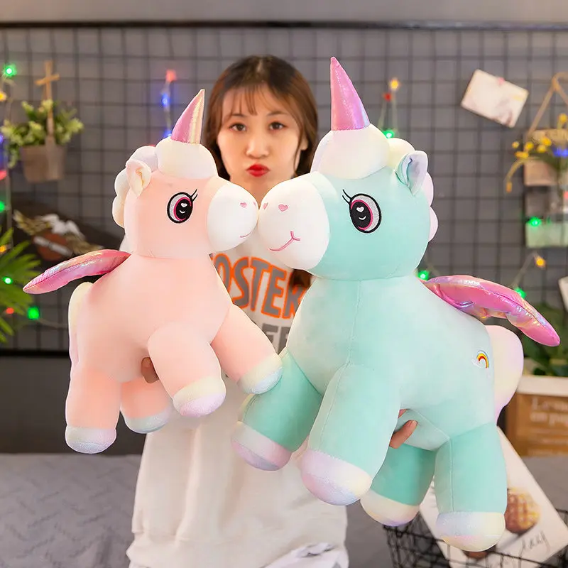 Большие размеры 30-50 см новый милый Единорог плюшевая игрушка Kawaii детский спальный лошадка с куклой Подушка Мягкие подушки номер Декор подарок
Большие размеры 30-50 см новый милый Единорог плюшевая игрушка Kawaii детский спальный лошадка с куклой Подушка Мягкие подушки номер Декор подарок