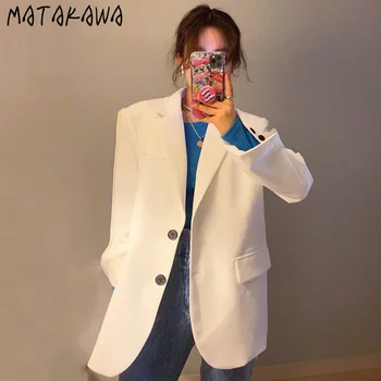 MATAKAWA Double Pocket Women Blazers Korean Chic Autumn Temperament Notched Loose Two Buckles Casual Blazer Feminino
MATAKAWA Double Pocket Women Blazers Korean Chic Autumn Temperament Notched Loose Two Buckles Casual Blazer Feminino