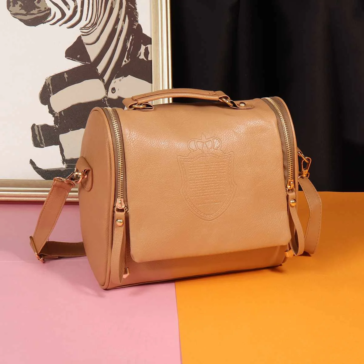 Fashion PU Leather Women Shoulder Bag Female Purse Crown Handbags Girl Crossbody Bag Shoulder Bag Vintage Ladies Brand Messenger Fashion PU Leather Women Shoulder Bag Female Purse Crown Handbags Girl Crossbody Bag Shoulder Bag Vintage Ladies Brand Messenger