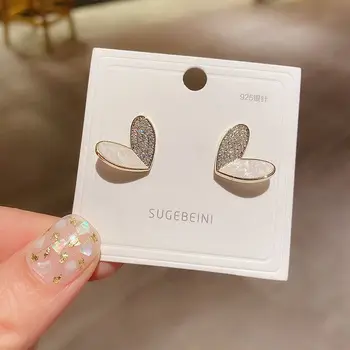 Sweet Girl Earrings 2020 Korean Fashion New Earrings Wild Simple And Compact Love Crystal Earrings Women's Wholesale Airplane
Sweet Girl Earrings 2020 Korean Fashion New Earrings Wild Simple And Compact Love Crystal Earrings Women's Wholesale Airplane