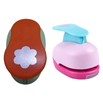 2 Pcs Embossing DIY Corner Paper Printing Card Cutter Scrapbook Large Embossing Holes Hitting Handmade Children,Hexagonal Flower
2 Pcs Embossing DIY Corner Paper Printing Card Cutter Scrapbook Large Embossing Holes Hitting Handmade Children,Hexagonal Flower