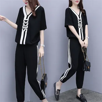 Fashion sports suit Female summer New Large size Leisure Running tracksuit for women Youth clothing Short sleeve two piece set
Fashion sports suit Female summer New Large size Leisure Running tracksuit for women Youth clothing Short sleeve two piece set