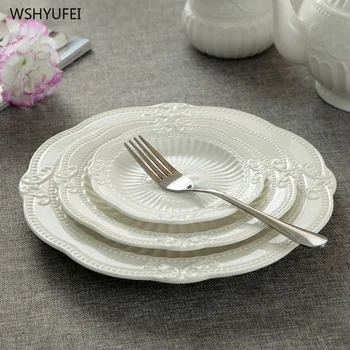 Direct selling new retro ceramic plate Baroque court embossed soup plate leaf pattern check home storage decorative plate
Direct selling new retro ceramic plate Baroque court embossed soup plate leaf pattern check home storage decorative plate