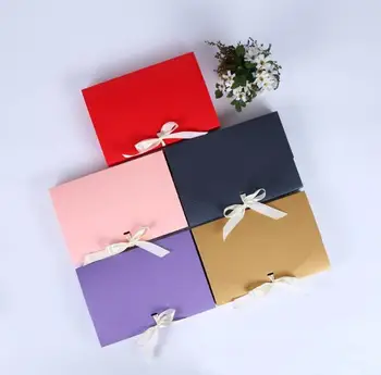 400pcs 26x17.5x3.5cm Large Gift Box Cosmetic Bottle Scarf clothing Packaging Color Paper Box with ribbon Underwear packing box
400pcs 26x17.5x3.5cm Large Gift Box Cosmetic Bottle Scarf clothing Packaging Color Paper Box with ribbon Underwear packing box