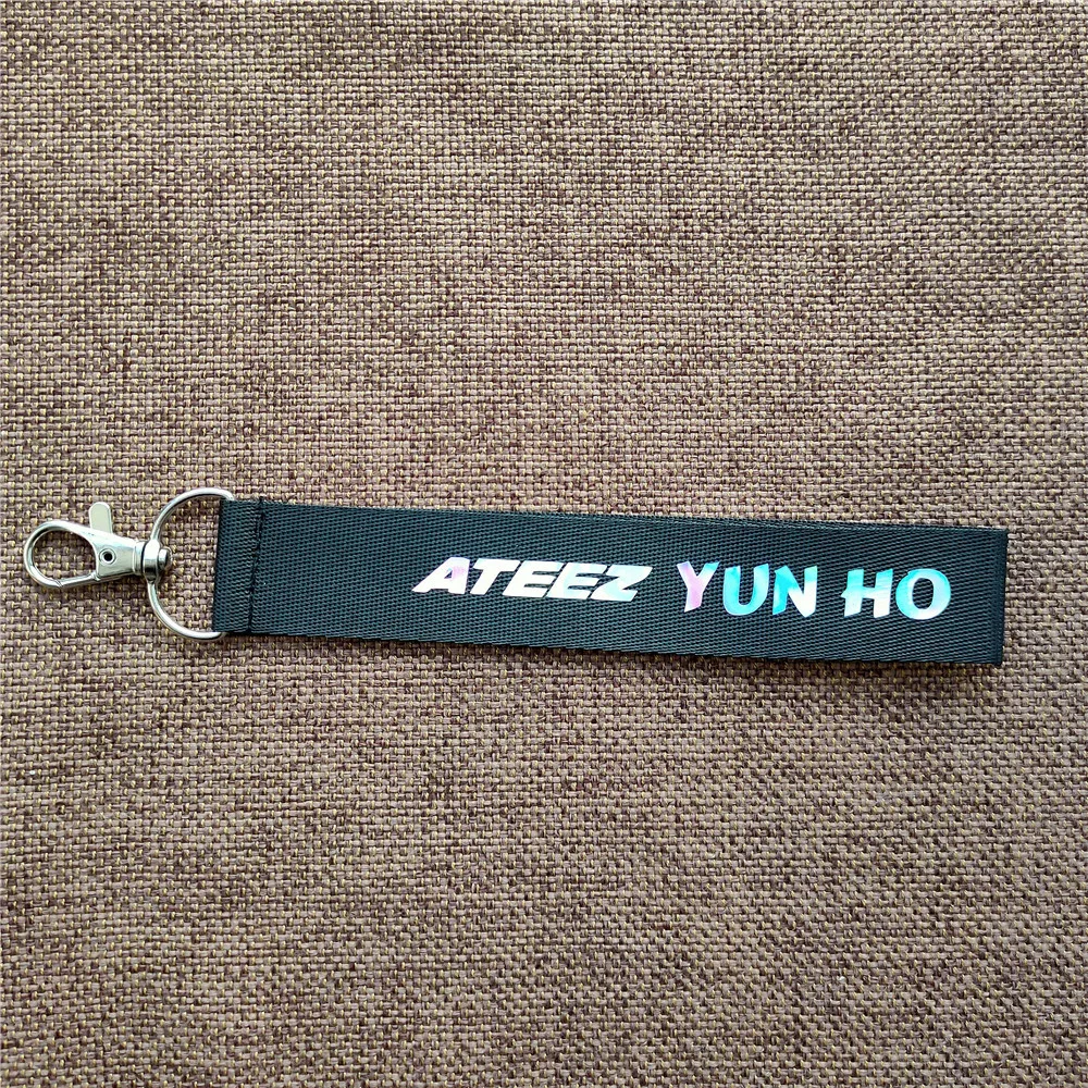 ATEEZ Keychains for Atiny ATEEZ Keychains for Atiny