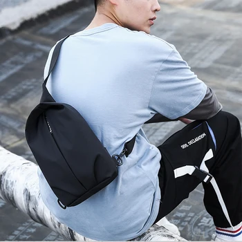 Men's Chest Bag Shoulder Bag Women Men's Crossbody Bag Fanny Pack Travel Leisure Versatile Oxford Cloth Waterproof Fashion Men's 
Men's Chest Bag Shoulder Bag Women Men's Crossbody Bag Fanny Pack Travel Leisure Versatile Oxford Cloth Waterproof Fashion Men's