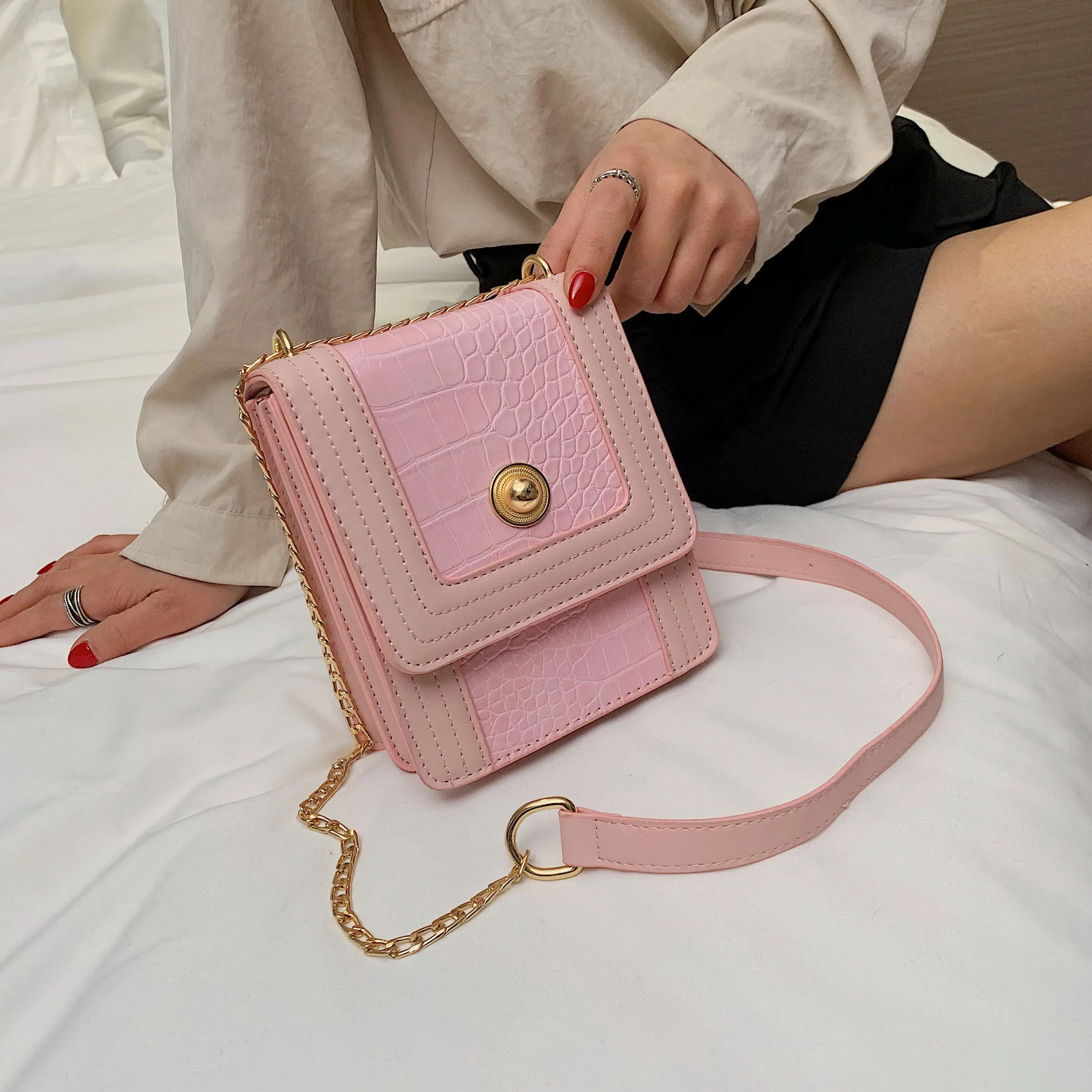 Candy Color Flap Bag 2019 New Stone Pattern Fashion Shoulder Messenger Bag PU Leather Purses and Handbags 
Candy Color Flap Bag 2019 New Stone Pattern Fashion Shoulder Messenger Bag PU Leather Purses and Handbags