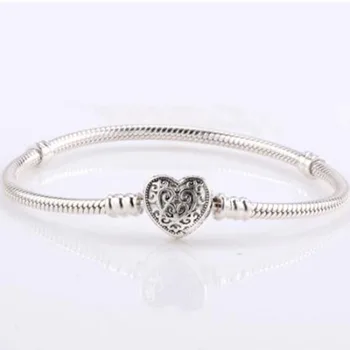 100% 925 Sterling Silver Pan Bracelet Heart Shaped Texture Pan Bracelet Fit European Charm Bracelets Women Jewelry
100% 925 Sterling Silver Pan Bracelet Heart Shaped Texture Pan Bracelet Fit European Charm Bracelets Women Jewelry