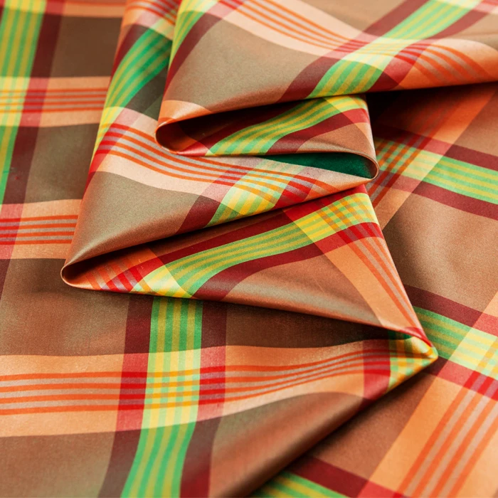 Beautiful lattice bright-dyed yarn-dyed large lattice silk dupion check silk orange green check silk raw thai silk plaid silk
Beautiful lattice bright-dyed yarn-dyed large lattice silk dupion check silk orange green check silk raw thai silk plaid silk