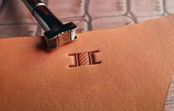 Alloy material straw mat Double rope pattern -Hand-work unique design leather working tools carving punches stamp craft tools
Alloy material straw mat Double rope pattern -Hand-work unique design leather working tools carving punches stamp craft tools