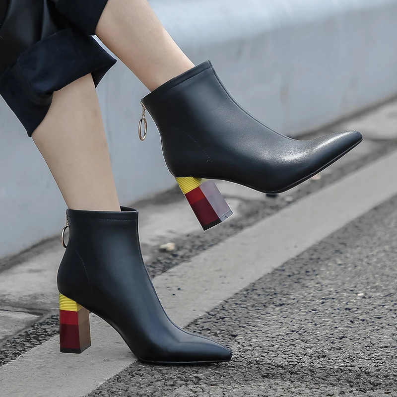 AIWEIYi New Sexy Women Boots Pointed toe Thick High Heels Genuine Leather Martin Boots Black Motorcycle Boots Print High Heels
AIWEIYi New Sexy Women Boots Pointed toe Thick High Heels Genuine Leather Martin Boots Black Motorcycle Boots Print High Heels