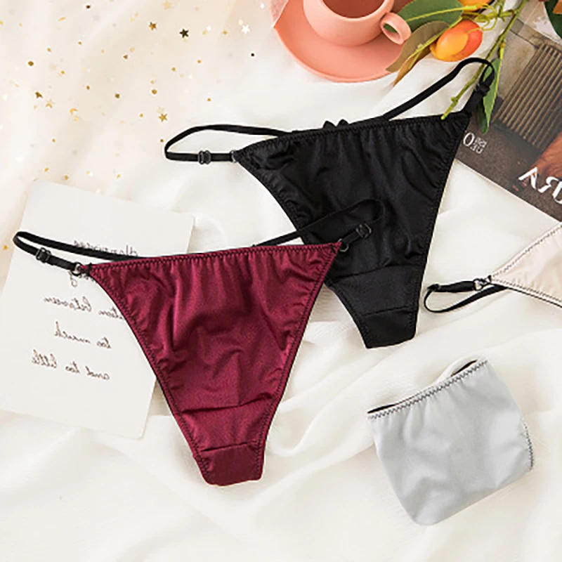 French Romantic Ice Silk Feeling Lace Imitation Silk Fabric Women's Panties One Thread Hot No Trace Temptation Thongs
French Romantic Ice Silk Feeling Lace Imitation Silk Fabric Women's Panties One Thread Hot No Trace Temptation Thongs