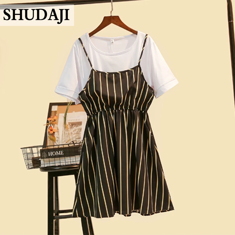 Summer New Striped Knitted Fat Mm Slim Large Size Female Counterfeit Two-piece Suite 2019
Summer New Striped Knitted Fat Mm Slim Large Size Female Counterfeit Two-piece Suite 2019