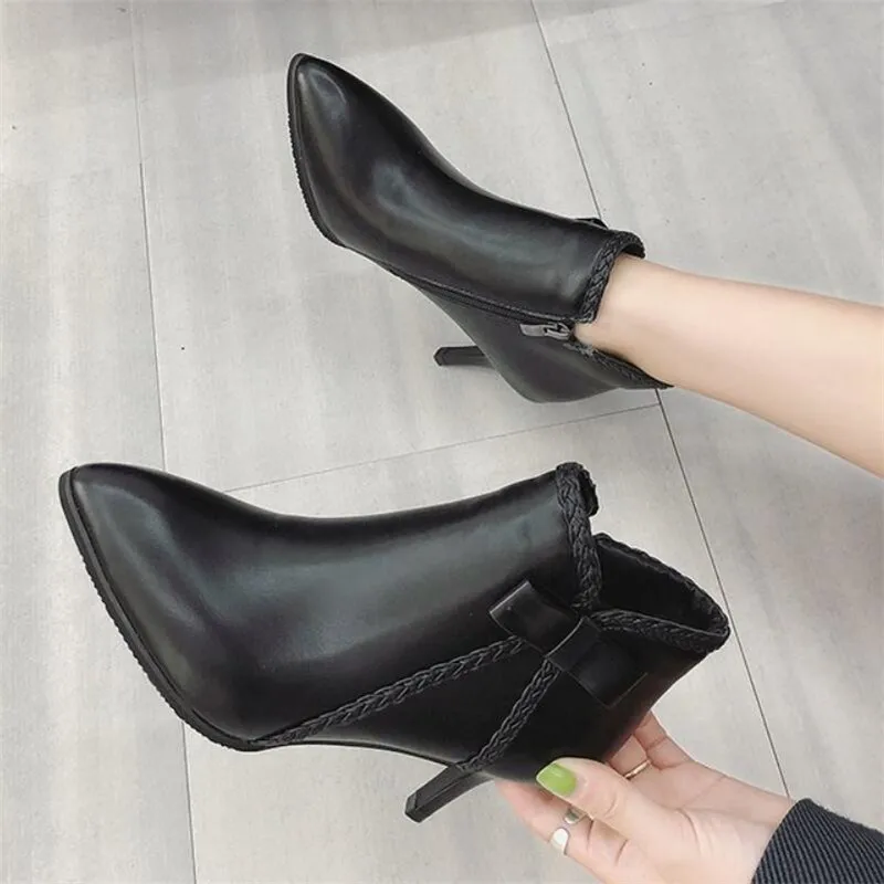 Mhysa 2019 Autumn New Women Ankle Boots Pointed toe Thin Heel Booties Fashion sexy Ladies Party Dress Shoes Woman Black 34-39 
Mhysa 2019 Autumn New Women Ankle Boots Pointed toe Thin Heel Booties Fashion sexy Ladies Party Dress Shoes Woman Black 34-39