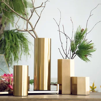 European-style Light Luxury Cylinder Electroplated Metal Vase Simple Home Living Room Desktop Decorations Iron Flower Ornaments 
European-style Light Luxury Cylinder Electroplated Metal Vase Simple Home Living Room Desktop Decorations Iron Flower Ornaments