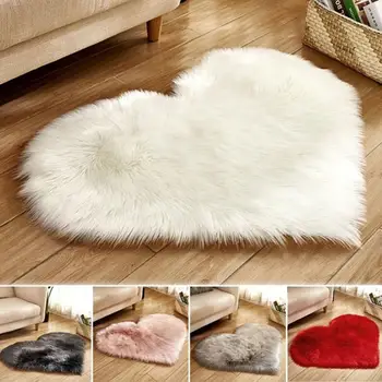 1 Pcs Cross-Border Imitation Wool Peach Heart Carpet Mat Mattress Sofa Cushion Foot Pad Plush Heart Mat
1 Pcs Cross-Border Imitation Wool Peach Heart Carpet Mat Mattress Sofa Cushion Foot Pad Plush Heart Mat