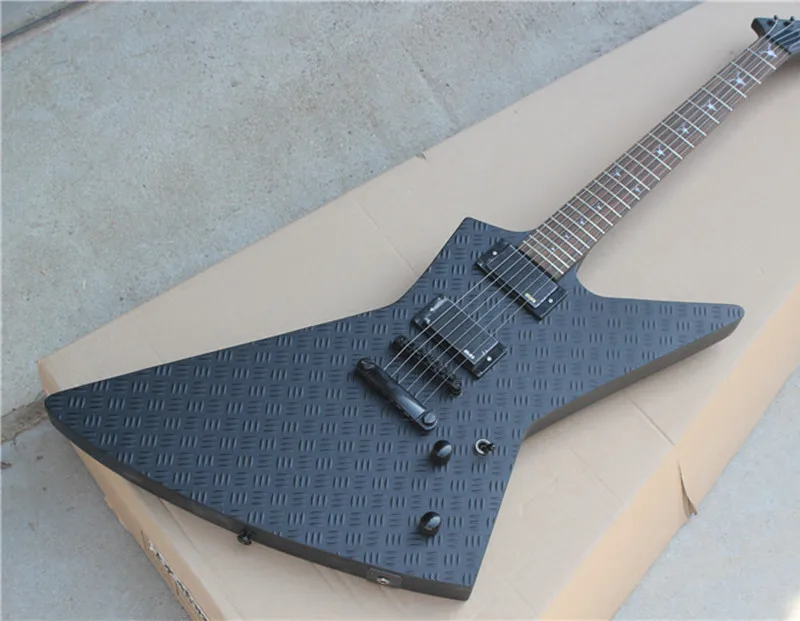 6-String Electric Guitar,Black Color Body,Deer Shape Fret Marks Inlay,Black Hardware and can be Customized
6-String Electric Guitar,Black Color Body,Deer Shape Fret Marks Inlay,Black Hardware and can be Customized