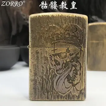 Zorro Skull Leader kerosene lighter hand carved for the old individual creativity.
Zorro Skull Leader kerosene lighter hand carved for the old individual creativity.