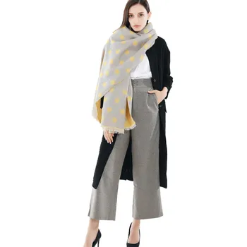 European and American new round dot pattern imitation cashmere scarf autumn and winter warming wave point neck shawl
European and American new round dot pattern imitation cashmere scarf autumn and winter warming wave point neck shawl