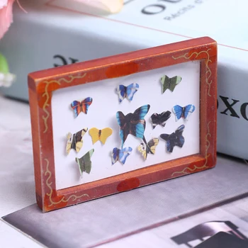 1pc 1:12 Vintage Wall Picture Framed Photos Miniature Butterfly Specimen Doll Accessories 
1pc 1:12 Vintage Wall Picture Framed Photos Miniature Butterfly Specimen Doll Accessories