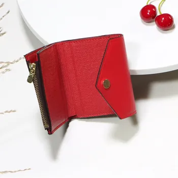 Luxury Designer Splice Print Button Wallet Card Clutch Short Ladies Purse Credit Card Holder Tri-fold Purse with Box Women/Men
Luxury Designer Splice Print Button Wallet Card Clutch Short Ladies Purse Credit Card Holder Tri-fold Purse with Box Women/Men