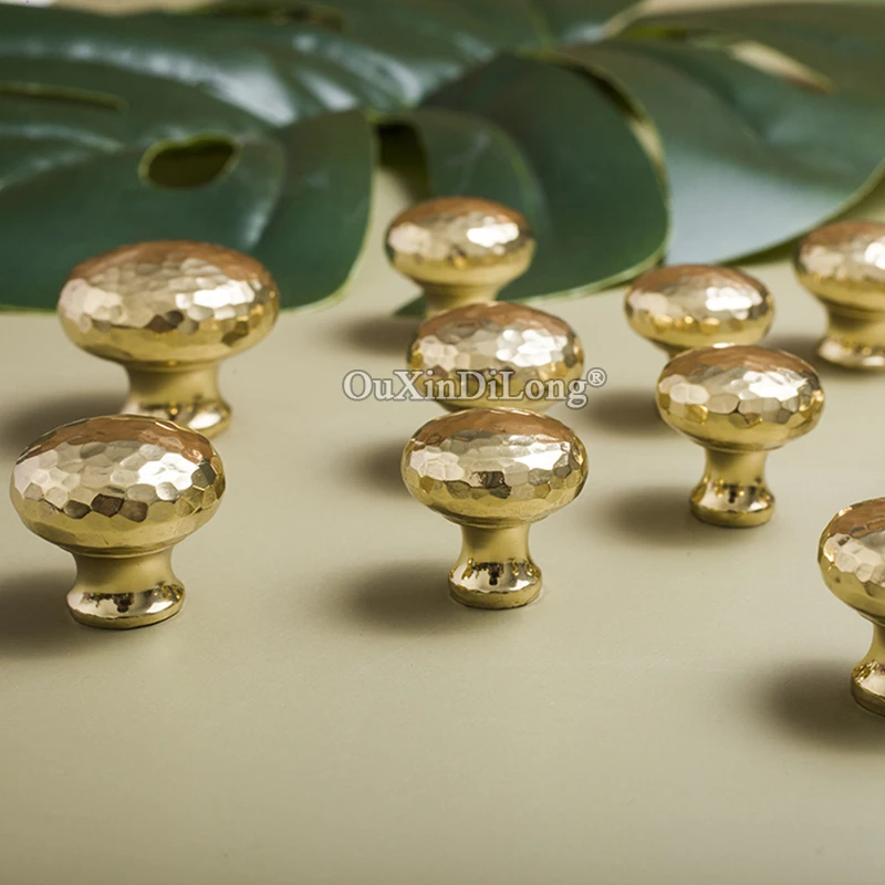 Exquisite Hammer 10PCS Pure Brass Cabinet Door Handles Drawer Pulls Cupboard Wardrobe TV Wine Cabinet Pulls Handles and Knobs
Exquisite Hammer 10PCS Pure Brass Cabinet Door Handles Drawer Pulls Cupboard Wardrobe TV Wine Cabinet Pulls Handles and Knobs