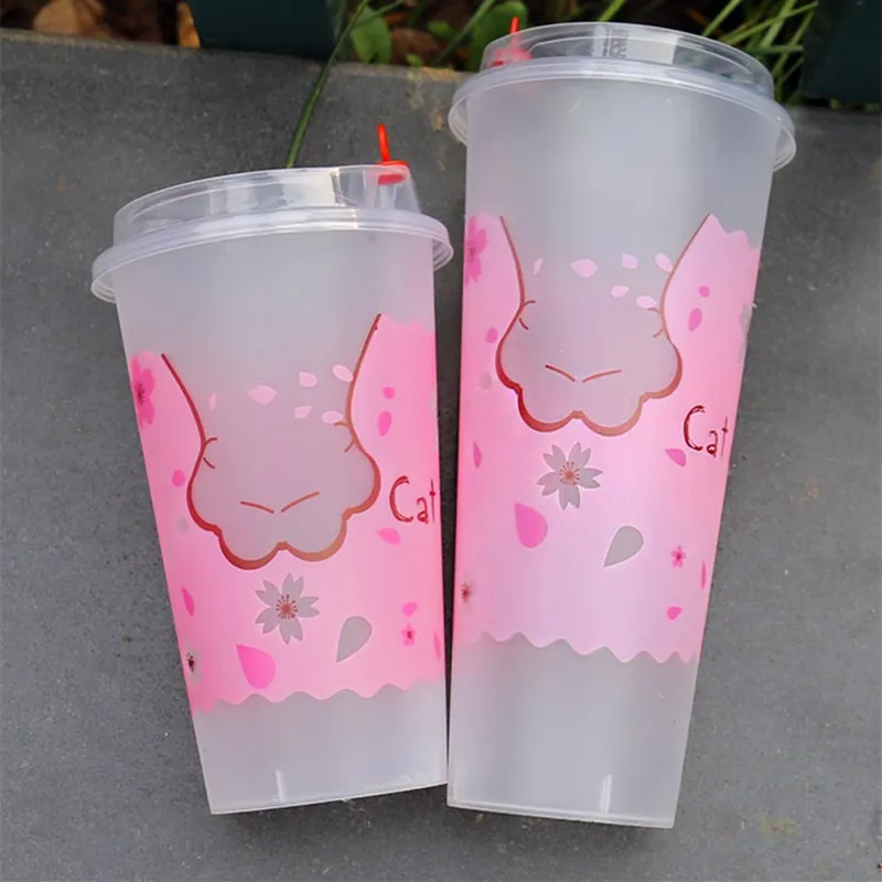 50pcs High quality frosted tranparent pink cat claw disposable milk tea cup 500ml 700ml drink plastic cups with red love lid
50pcs High quality frosted tranparent pink cat claw disposable milk tea cup 500ml 700ml drink plastic cups with red love lid