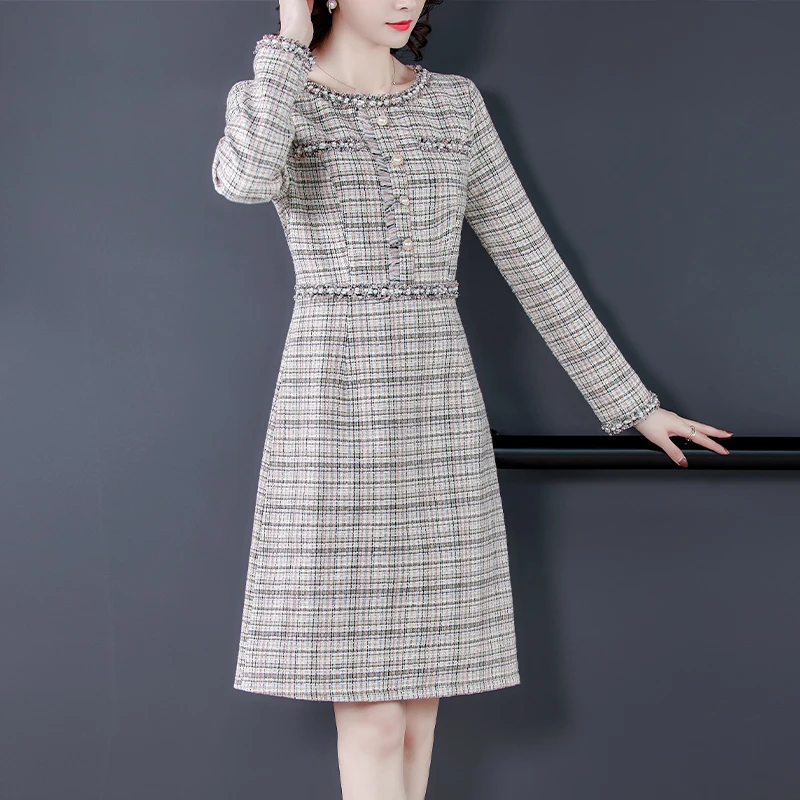 

2021 New Vintage Wool Plaid Tweed Dress Women Elegant Beading Woolen Dress Autumn Designer Clothes