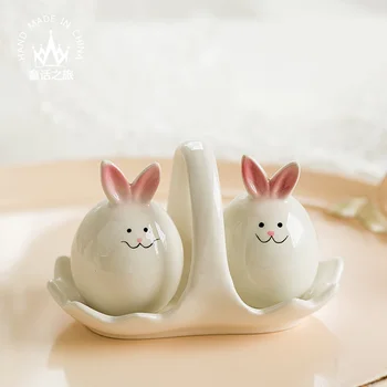 Creative Handicraft Ceramics Rabbit Spice Pot Set Salt and Sugar Bottles Small White Rabbit Seasoning Bottle Condimentos Set
Creative Handicraft Ceramics Rabbit Spice Pot Set Salt and Sugar Bottles Small White Rabbit Seasoning Bottle Condimentos Set