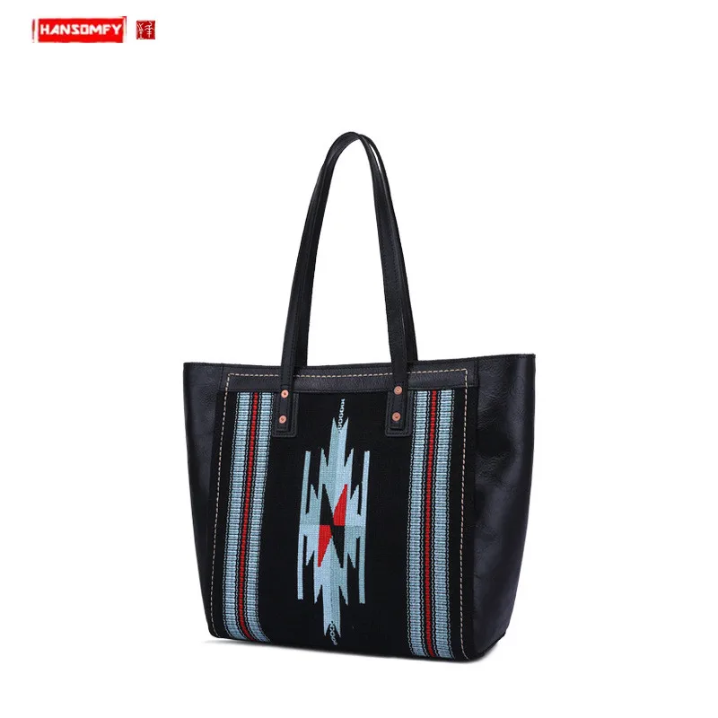 2019 New Genuine leather women handbag shoulder bag women's large-capacity embroidered bags retro leather ladies tote bags 
2019 New Genuine leather women handbag shoulder bag women's large-capacity embroidered bags retro leather ladies tote bags