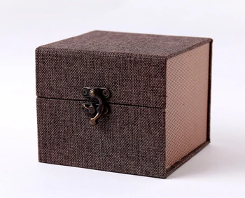 High quality premium packaging magnetic closure jewelry box with lining,Cardboard packaging box with satin inside ---PX11277
High quality premium packaging magnetic closure jewelry box with lining,Cardboard packaging box with satin inside ---PX11277