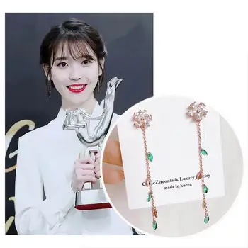 MENGJIQIAO 2018 New Korean Elegant Cubic Zircon Flower Long Tassel Earrings For Women Green Crystal Temperament Drop Pendientes 
MENGJIQIAO 2018 New Korean Elegant Cubic Zircon Flower Long Tassel Earrings For Women Green Crystal Temperament Drop Pendientes
