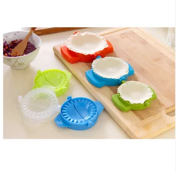 Creative Dumpling Maker Dough Press Dumpling Ravioli Mold Cooking Pastry Tools Plastic Pack Random Color
Creative Dumpling Maker Dough Press Dumpling Ravioli Mold Cooking Pastry Tools Plastic Pack Random Color