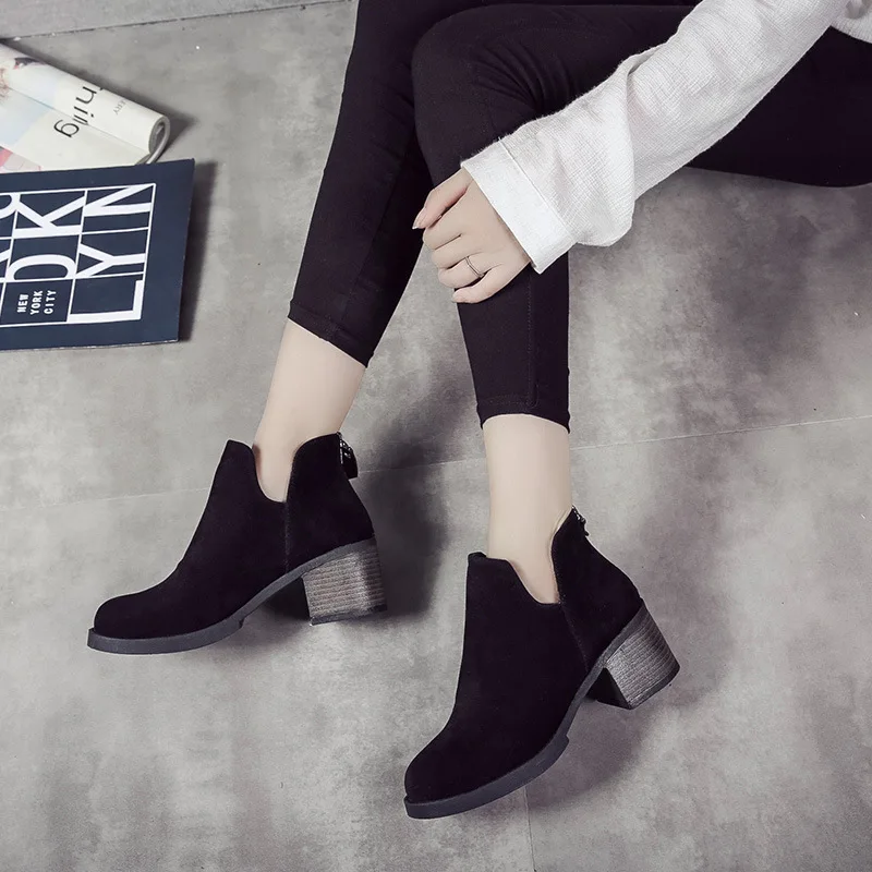 Autumn And Winter New Style Europe And America Pointed-Toe Students Martin Boots Chunky Heel V Mouth after Zipper High Heel Shoe
Autumn And Winter New Style Europe And America Pointed-Toe Students Martin Boots Chunky Heel V Mouth after Zipper High Heel Shoe