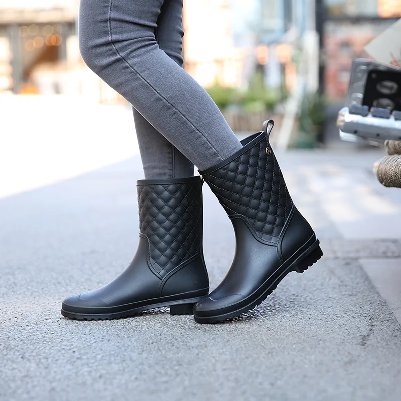 2019 Women Boots Rain Italianate Rubber Rainboots Galosh Rain Boots Women Water Bot Short Tube Galoshes Zapatos De Mujer Boots99
2019 Women Boots Rain Italianate Rubber Rainboots Galosh Rain Boots Women Water Bot Short Tube Galoshes Zapatos De Mujer Boots99
